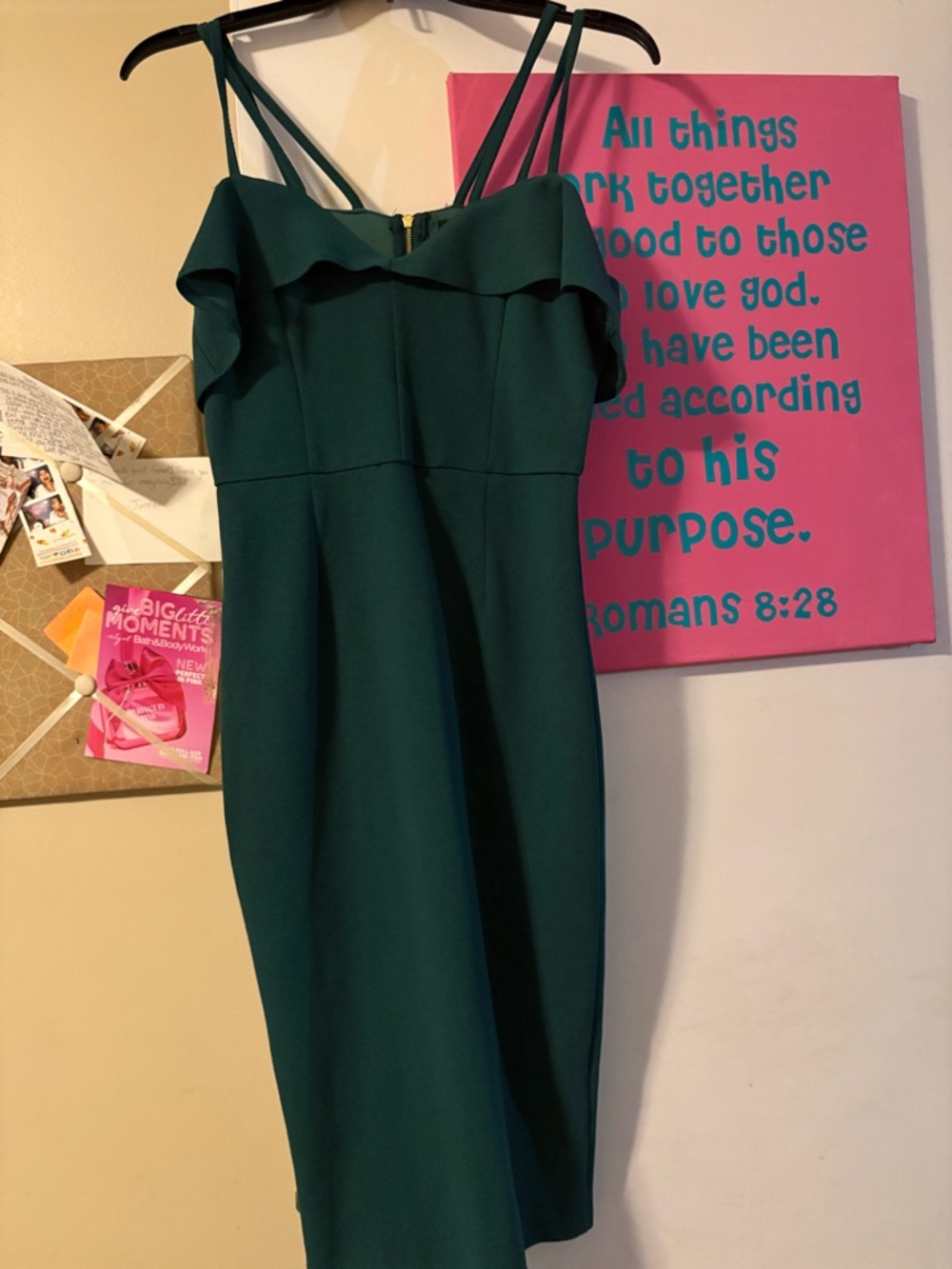 Women’s Emerald Green Ruffle-Trim Spaghetti Strap Dress